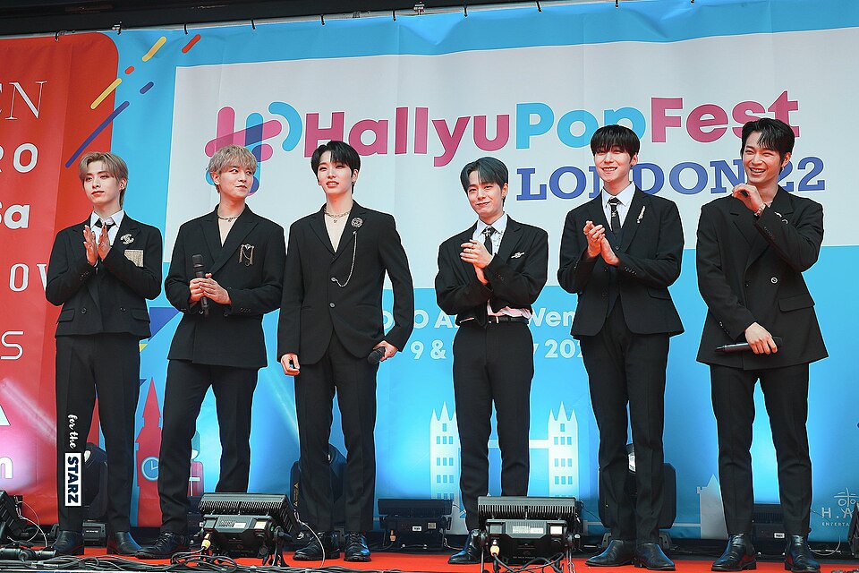ONEUS · Tokyo